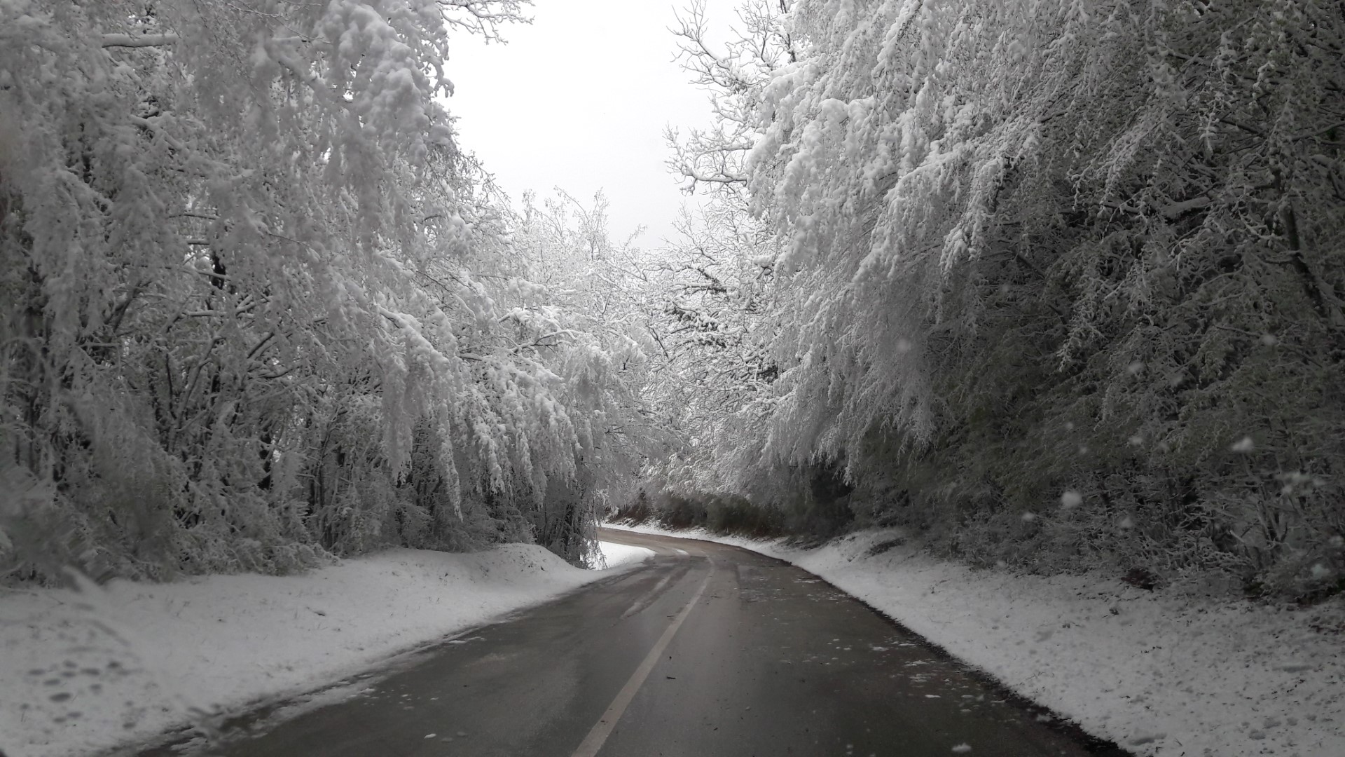 DHMZ poslao upozorenje: Stiže ogromne količine snijega. Padat će danima!